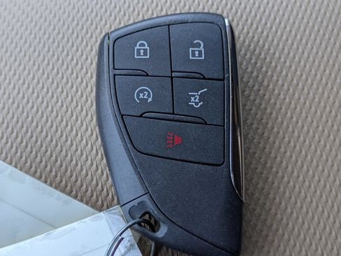 Used 2026 Chevrolet Equinox ACTIV w/ Convenience Package III FWD image 30