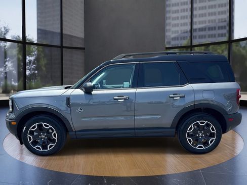 Used 2025 Ford Bronco Sport Outer Banks AWD/4WD image 5