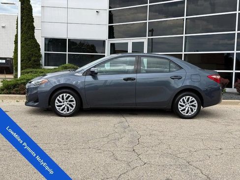 Used 2018 Toyota Corolla LE FWD image 6