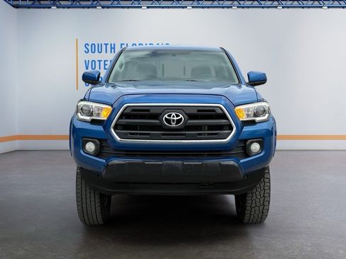 Used 2016 Toyota Tacoma SR5 image 8