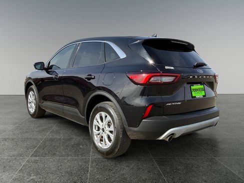 Used 2023 Ford Escape Active AWD/4WD image 4