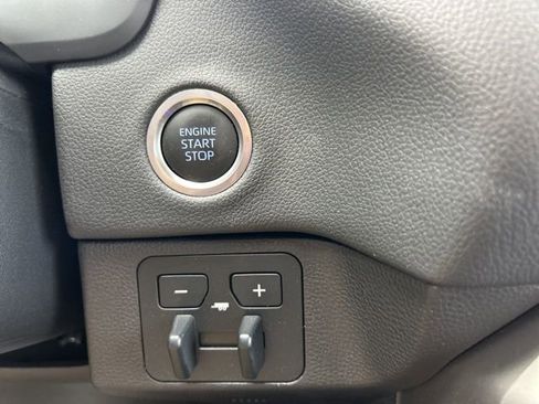 Used 2024 Toyota Tundra Limited image 19