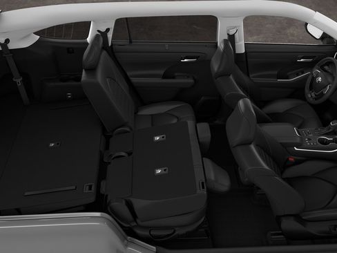 New 2026 Toyota Highlander XLE image 22