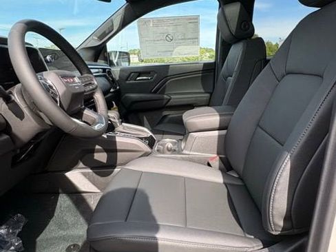 New 2026 GMC Canyon Elevation w/ Convenience Package image 11