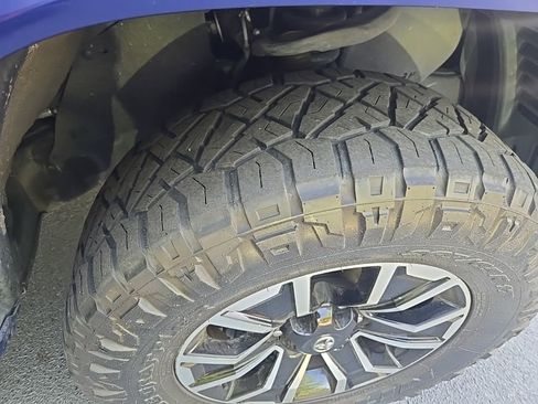 Certified 2023 Toyota Tacoma TRD Sport w/ Technology Package image 12