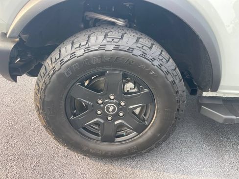 Used 2024 Ford Bronco Black Diamond AWD/4WD image 10