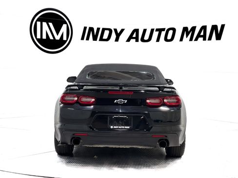 Used 2019 Chevrolet Camaro LT RWD image 5