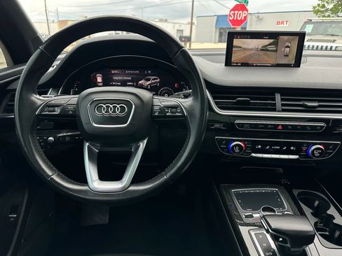 Used 2019 Audi Q7 3.0T Prestige w/ Prestige Package AWD/4WD image 31