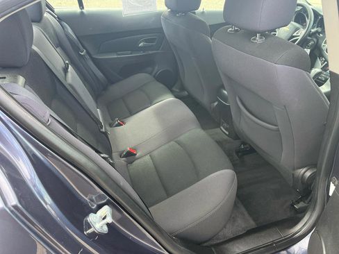 Used 2013 Chevrolet Cruze LT image 17
