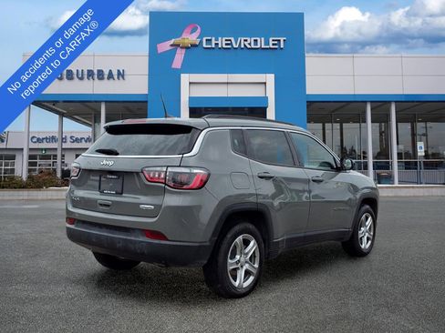 Used 2024 Jeep Compass Latitude AWD/4WD image 5