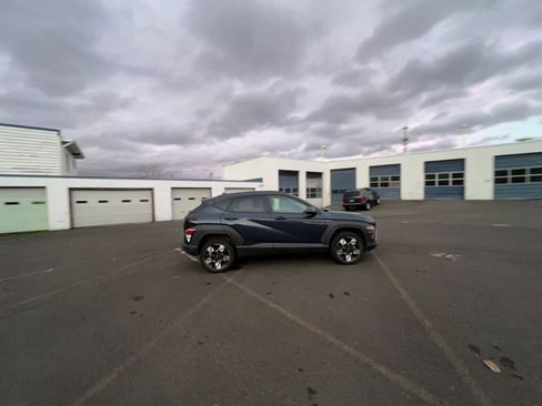 Used 2025 Hyundai Kona SEL image 15