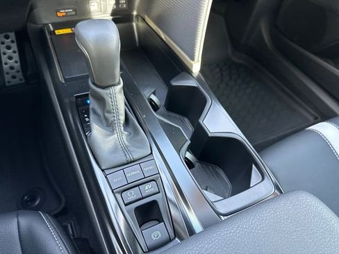 Used 2026 Toyota Camry SE FWD image 23