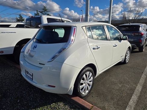 Used 2016 Nissan Leaf S w/ Charger Package image 5