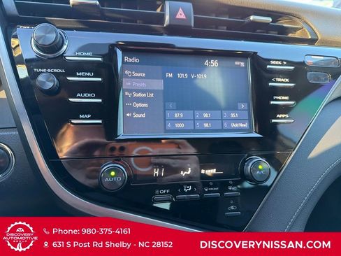 Used 2019 Toyota Camry SE image 17