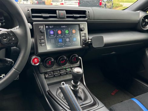 Used 2025 Subaru BRZ tS RWD image 14
