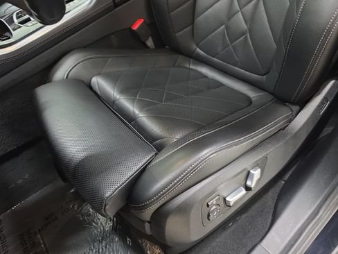 Used 2024 BMW X5 xDrive40i w/ M Sport Package AWD/4WD image 25