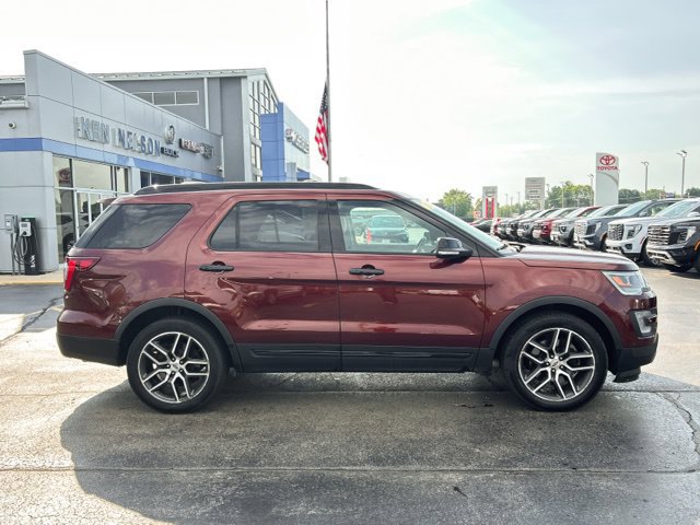 Used 2016 Ford Explorer Sport w/ Equipment Group 401A AWD/4WD image 16