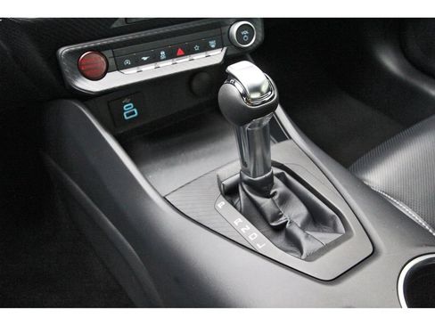 Used 2025 Ford Mustang Premium RWD image 27