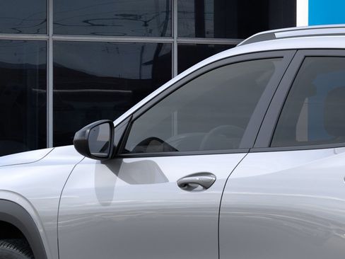 New 2026 Chevrolet Trax ACTIV w/ Sunroof Package image 12