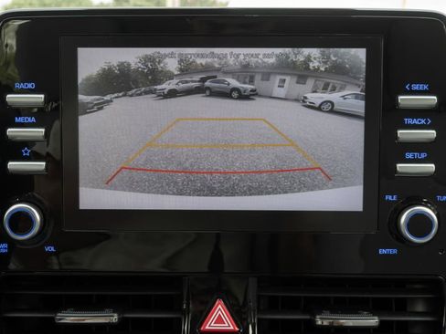 Used 2021 Hyundai Ioniq Blue FWD image 3