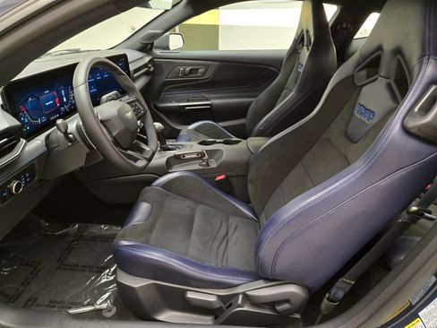 Used 2025 Ford Mustang Dark Horse RWD image 16