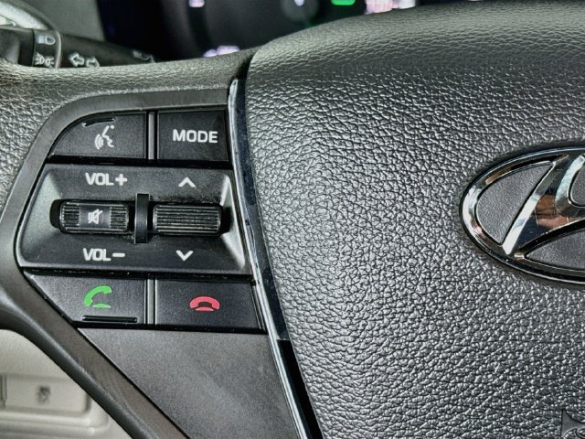 Used 2016 Hyundai Sonata SE FWD image 11