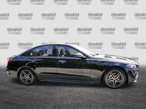 Used 2022 Mercedes-Benz C 300 4MATIC Sedan image 11
