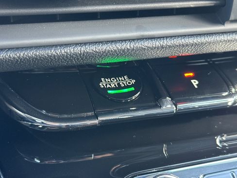 Used 2025 Lincoln Corsair FWD w/ Equipment Group 101A image 22