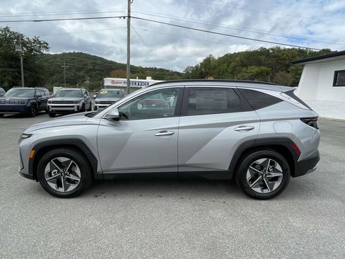 New 2026 Hyundai Tucson SEL image 2