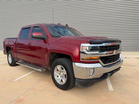 Used 2018 Chevrolet Silverado 1500 LT w/ Texas Edition AWD/4WD image 1
