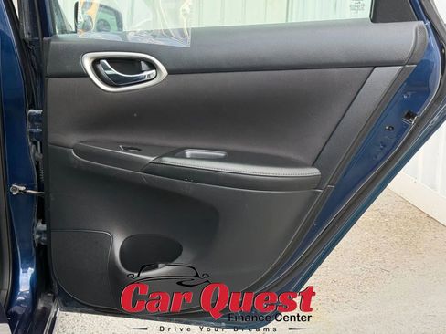 Used 2019 Nissan Sentra SV FWD image 16