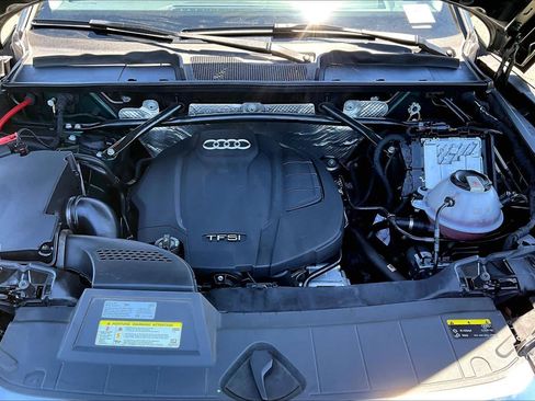 Used 2018 Audi Q5 Prestige AWD/4WD image 31