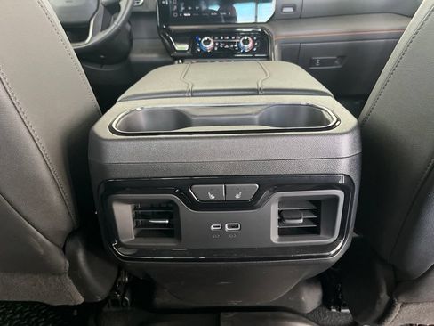 Used 2024 GMC Sierra 1500 AT4 w/ AT4 Premium Package AWD/4WD image 22
