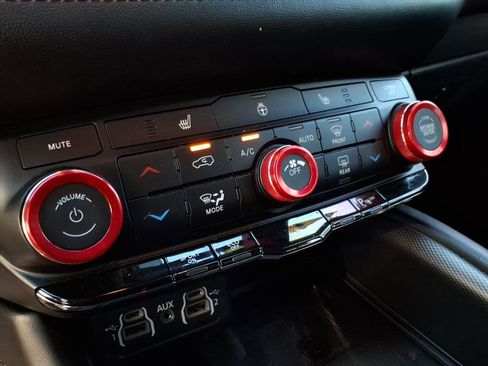 Used 2021 Dodge Durango R/T w/ Blacktop Package image 23