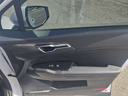 Used 2025 Kia Sportage SX image 23