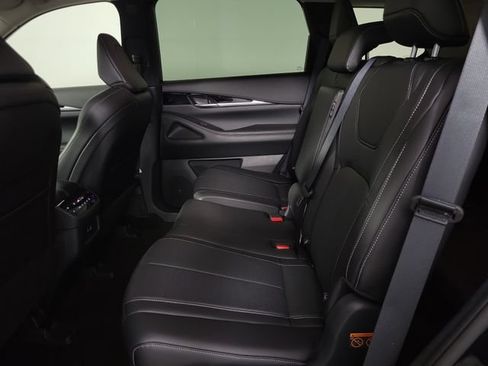 Certified 2025 INFINITI QX60 Pure FWD image 14
