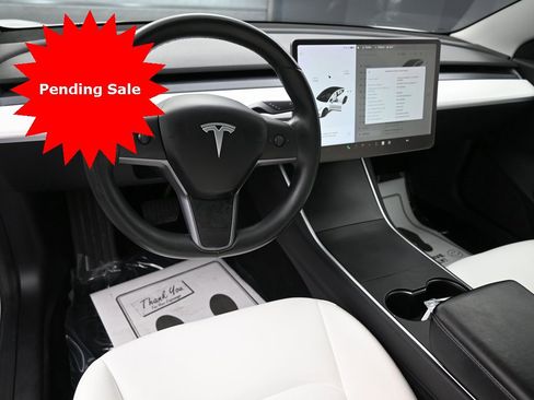 Used 2019 Tesla Model 3 Standard Range Plus image 22