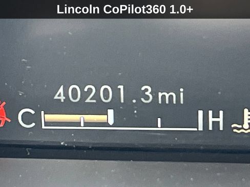 Used 2022 Lincoln Nautilus Reserve w/ Equipment Group 201A AWD/4WD image 22