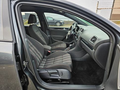 Used 2012 Volkswagen GTI 4-Door FWD image 12