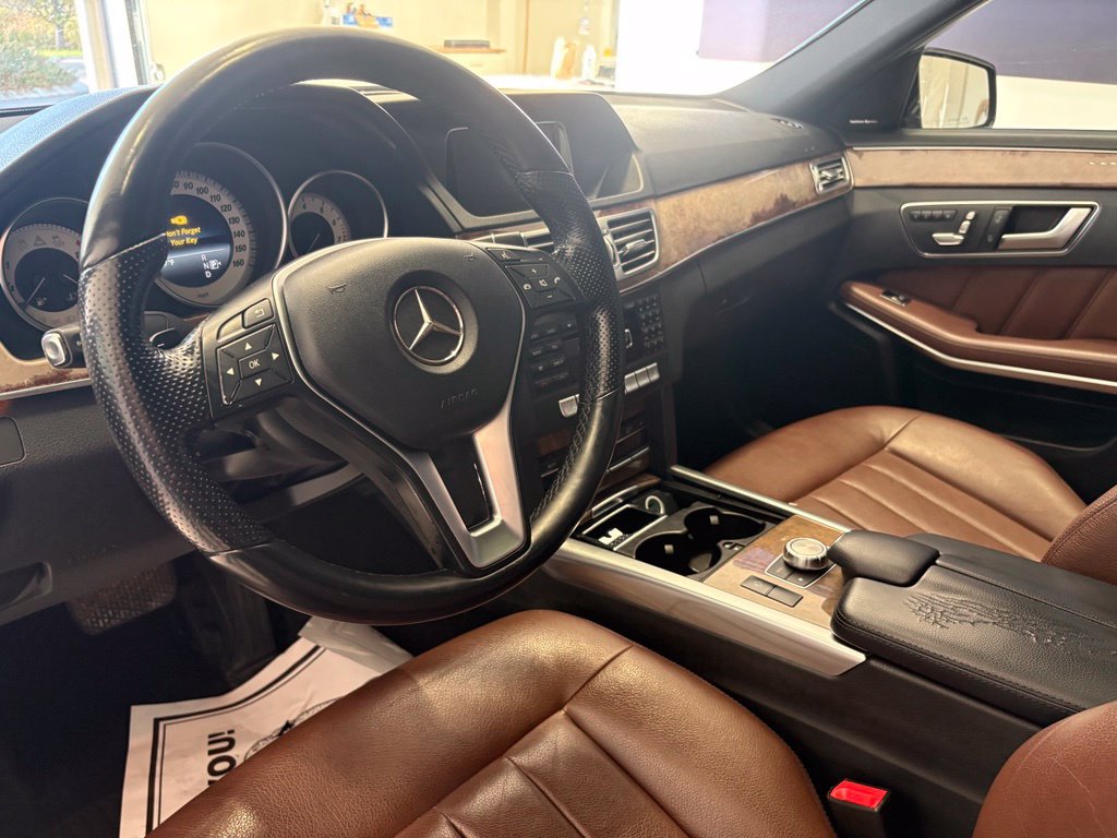 Used 2014 Mercedes-Benz E 350 4MATIC Sedan image 14