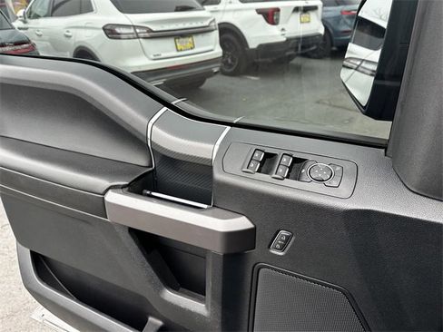 Certified 2019 Ford F150 XLT w/ Equipment Group 302A Luxury image 32