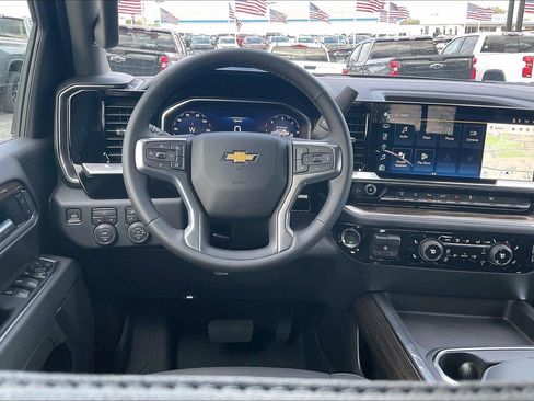 New 2026 Chevrolet Silverado 3500 LT w/ All Star Edition AWD/4WD image 13