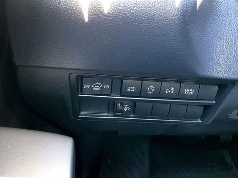 Used 2023 Toyota Tundra SR5 image 31