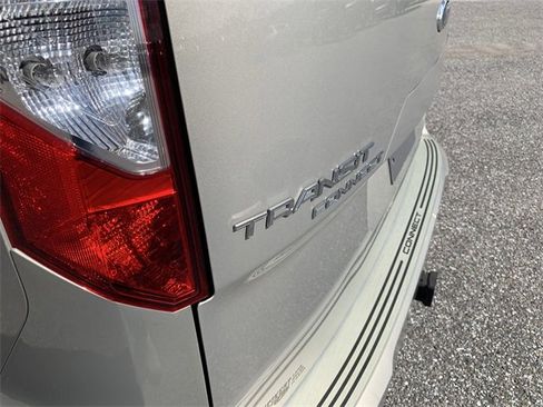 Used 2015 Ford Transit Connect Titanium image 11