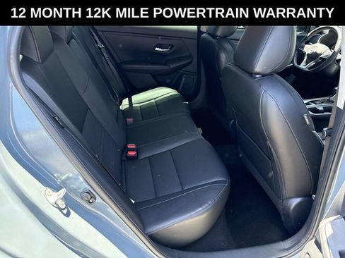 Used 2025 Nissan Sentra SR w/ SR Premium Package FWD image 11