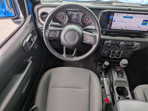 Used 2025 Jeep Wrangler Sport image 16