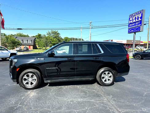 Used 2022 GMC Yukon SLE image 2