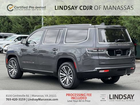 Used 2024 Jeep Grand Wagoneer Series III w/ HD Trailer Tow Package AWD/4WD image 7