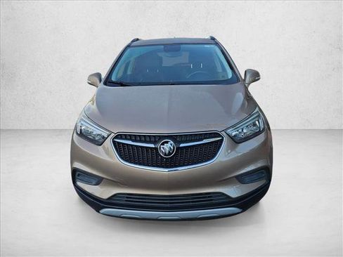 Used 2018 Buick Encore Preferred image 2