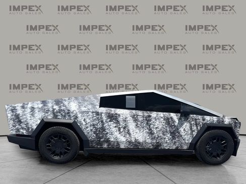 Used 2024 Tesla Cybertruck Cyberbeast AWD/4WD image 6